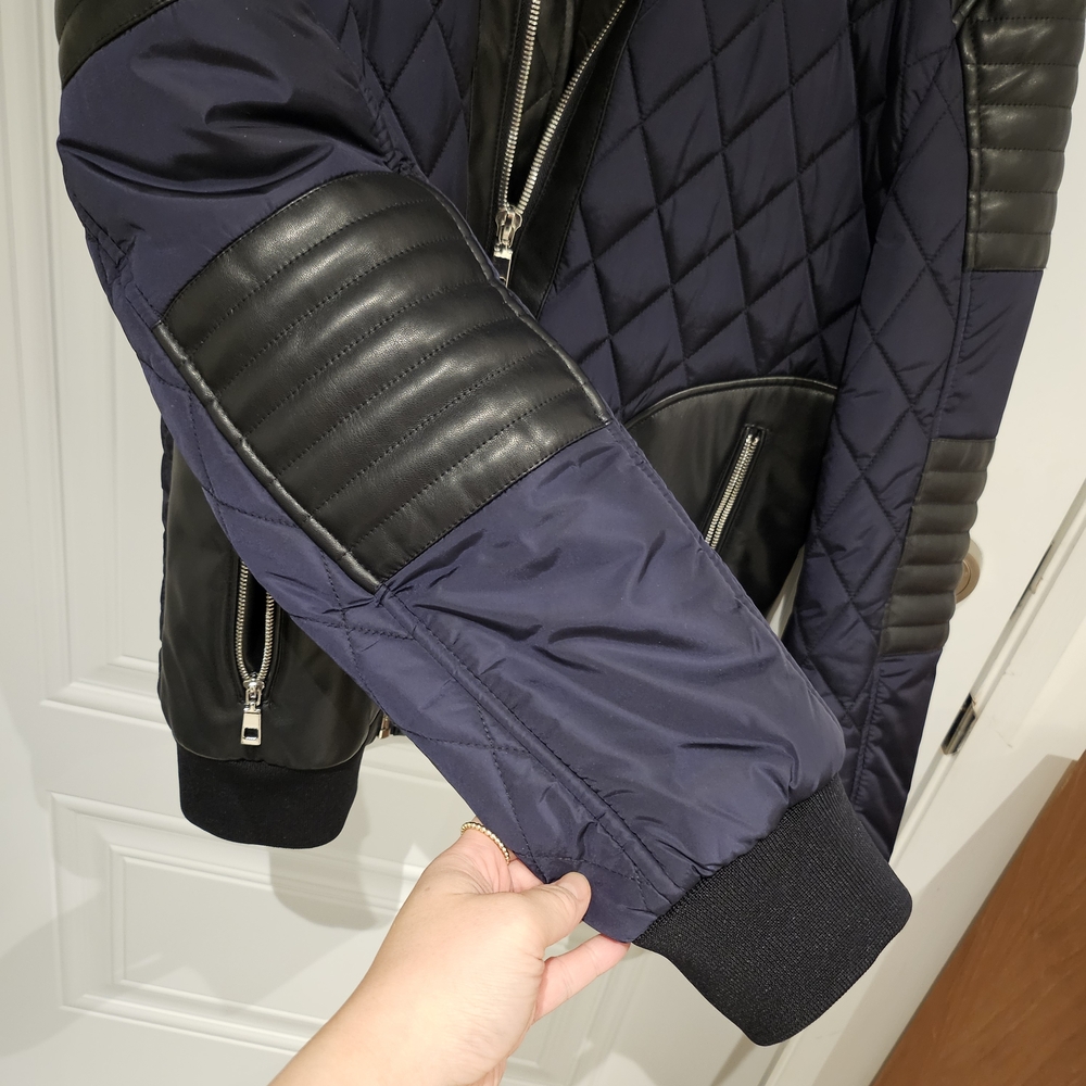 Zara Men's Quilted Black and Navy Jacket - Picture 5 of 10